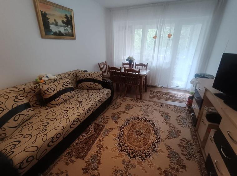 Apartament cu 2 camere decomandat în Dacia — fotografia 3