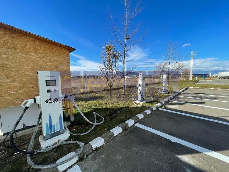 Spațiu industrial, de 5,500 mp, în Exterior Est