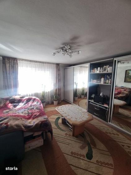 Casă cu 3 camere cu Teren 193 Mp în Central