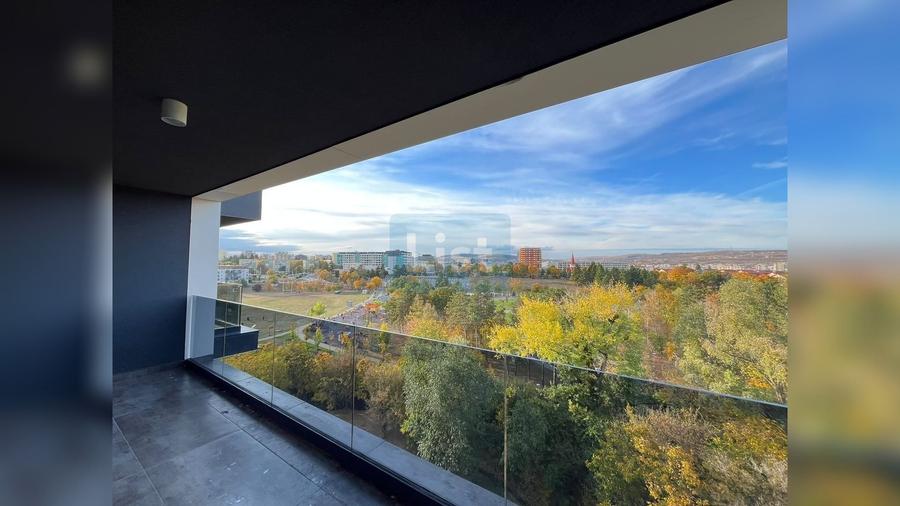 Apartament cu 3 camere semidecomandat în Gheorgheni
