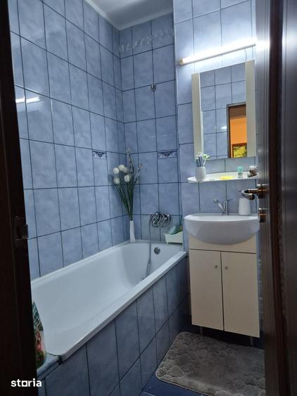 Apartament cu 2 camere decomandat în Mioriței