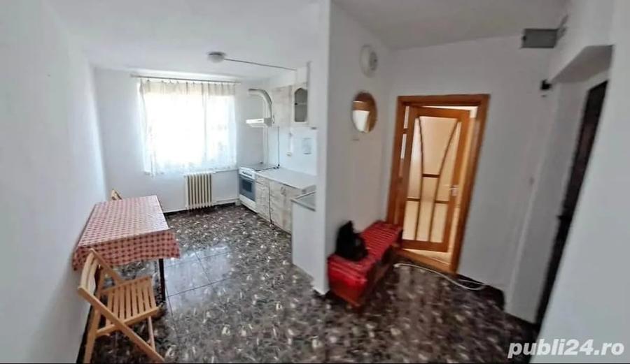 Garsonieră în Gară