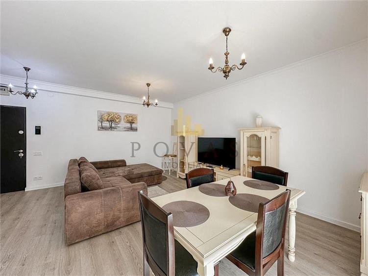 Apartament cu 3 camere decomandat, mobilat în Iancu Nicolae