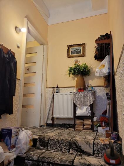 Apartament cu 3 camere decomandat în P-ța Ovidiu