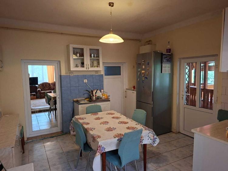 Casă cu 3 camere în Tritenii de Jos