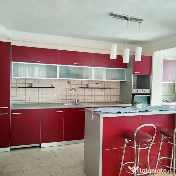 Apartament cu 2 camere decomandat, mobilat în Florești