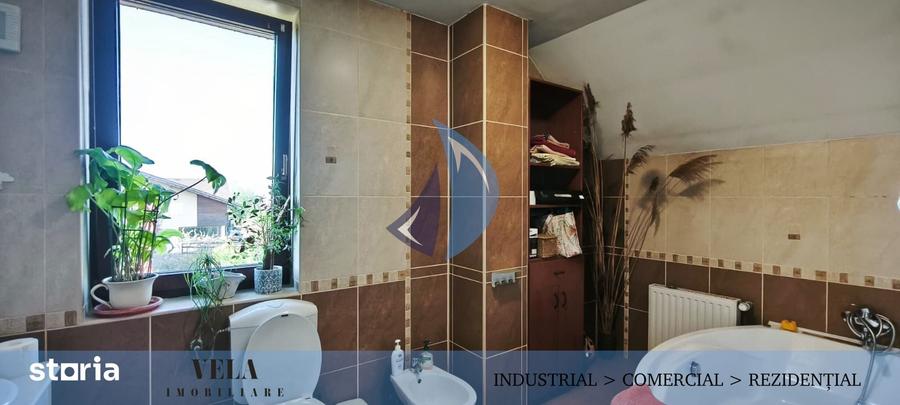 Casă cu 5 camere cu Teren 900 Mp în Sângeorgiu de Mureș