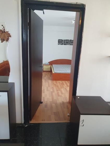 Apartament cu 2 camere decomandat în Giurgiului