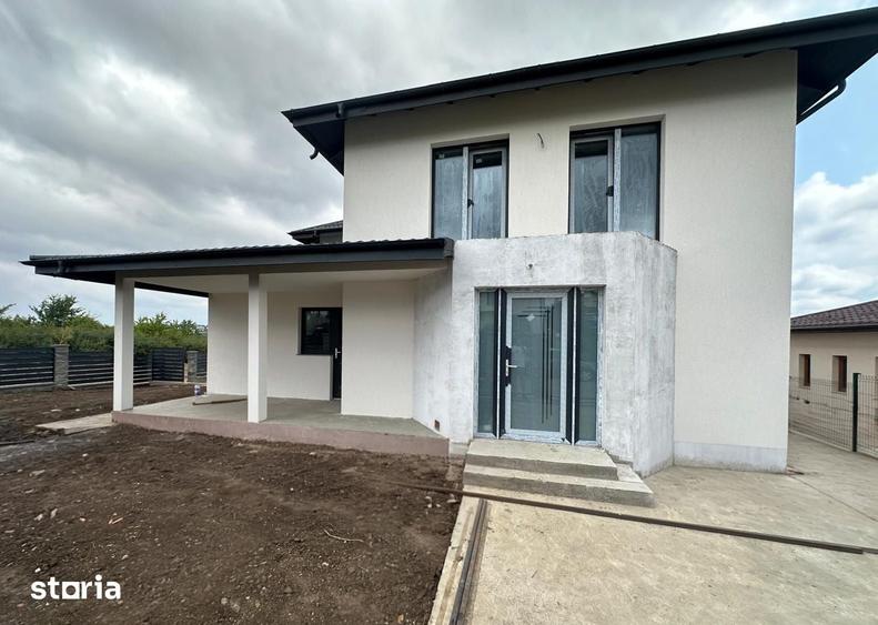 Casă cu 3 camere cu Teren 350 Mp în Valea Adâncă