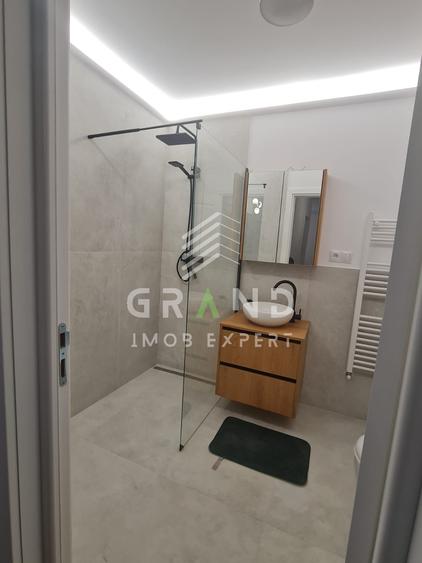 Apartament cu 2 camere decomandat, mobilat în Florești