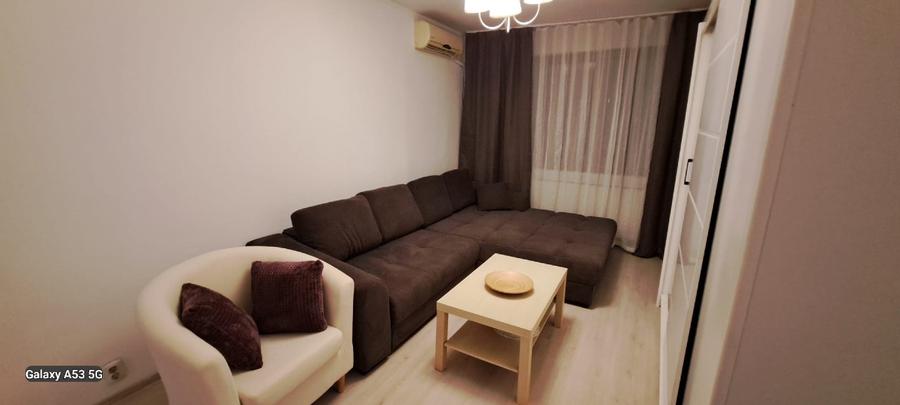 Apartament cu 4 camere decomandat în Rahova