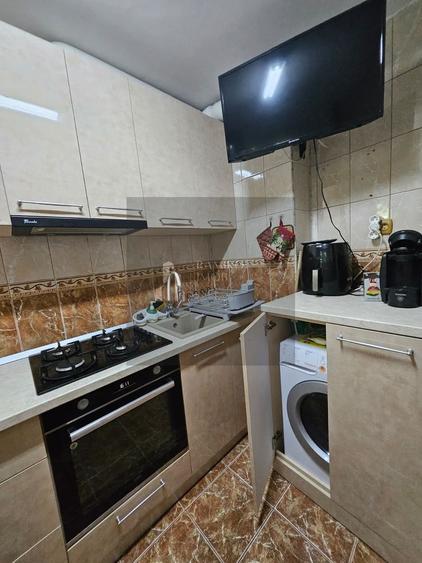 Apartament cu 2 camere decomandat în Giurgiului