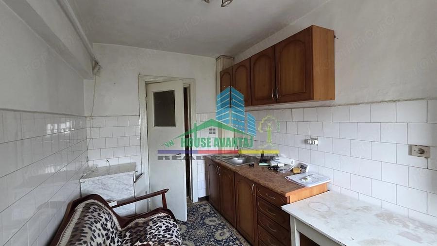 Apartament cu 3 camere decomandat în Ultracentral
