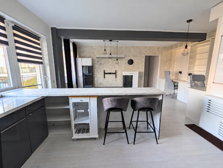 Apartament cu 2 camere semidecomandat în Florești