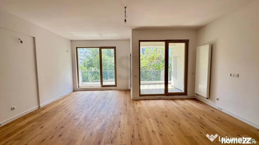 Apartament cu 4 camere decomandat în Iancului