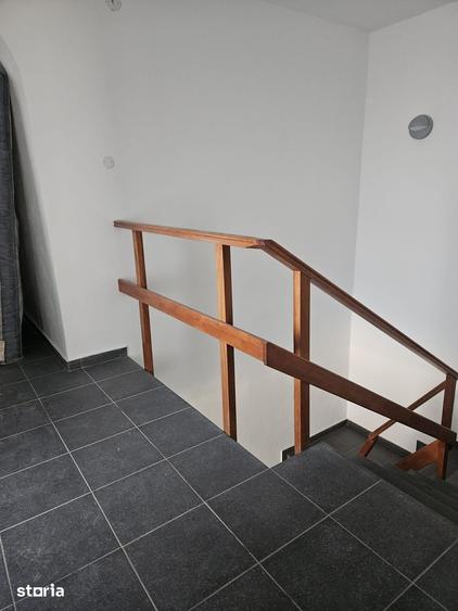 Spațiu comercial, de 20 mp, în Dârste
