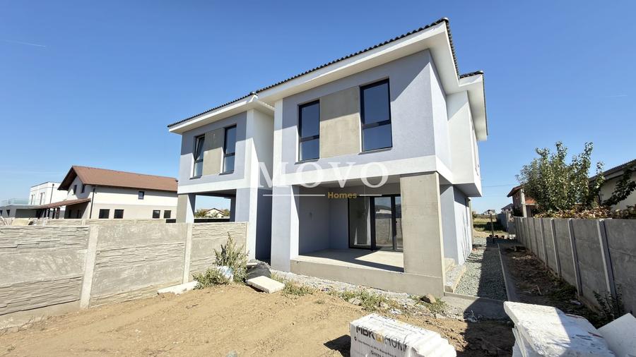 Duplex cu 4 camere cu Canalizare în Moșnița Nouă