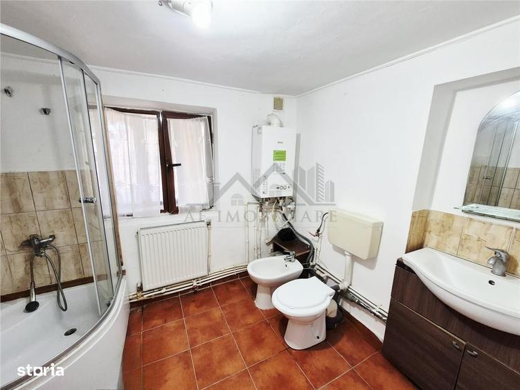 Casă cu 3 camere în Dancu