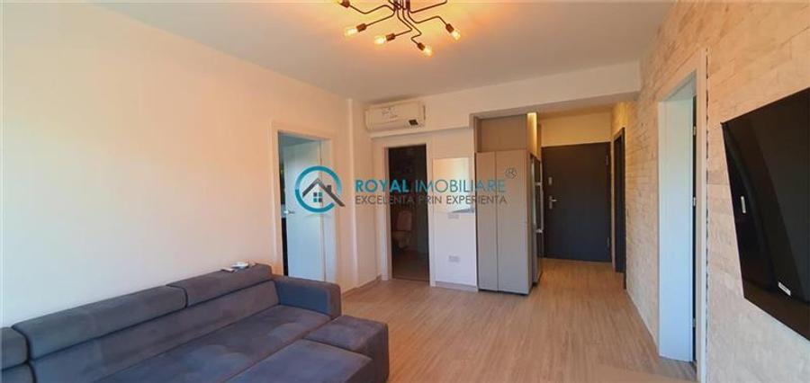 Apartament cu 3 camere decomandat în Albert