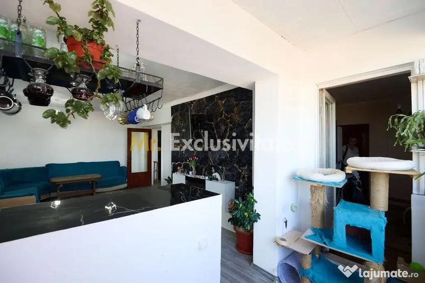 Apartament cu 4 camere decomandat în Central