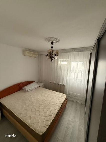 Apartament cu 3 camere decomandat în Titan