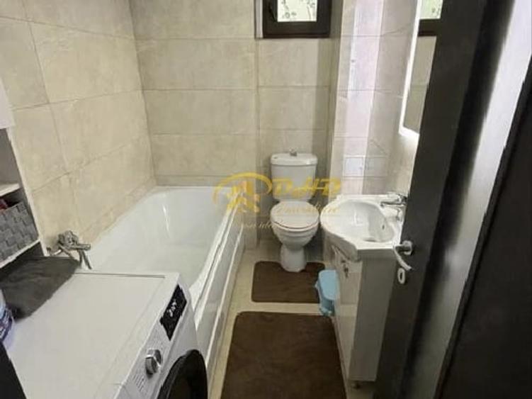 Apartament cu 2 camere decomandat în Valea Adâncă