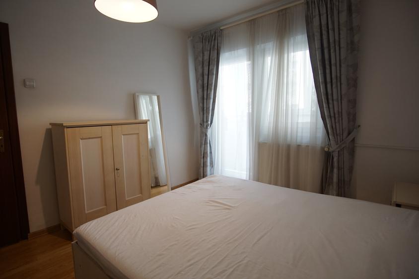 Apartament cu 3 camere decomandat în Nerva Traian