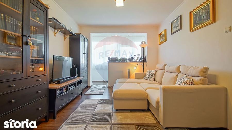 Apartament cu 3 camere, mobilat în Gării