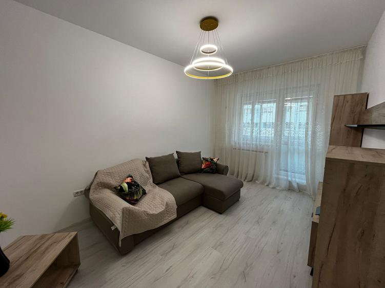 Apartament cu 2 camere decomandat în Militari
