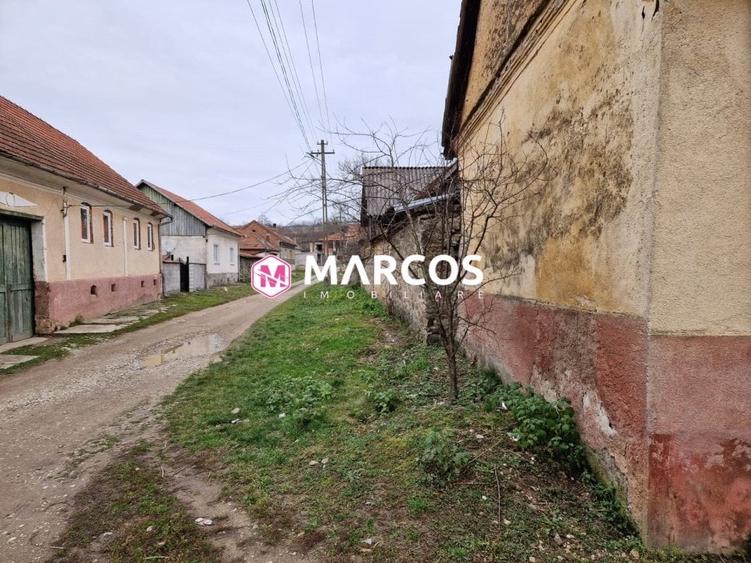 Casă individuală cu 3 camere cu Teren 1000 Mp în Goruia