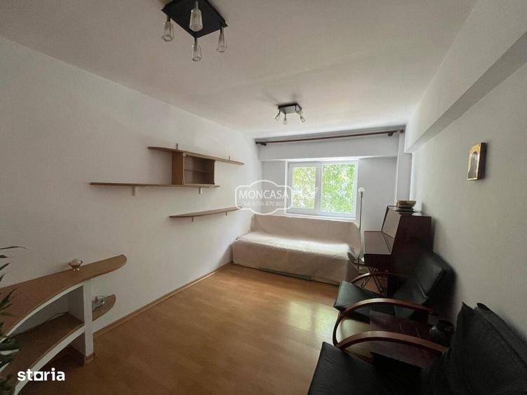 Apartament cu 3 camere decomandat în Central