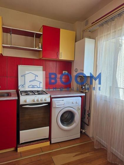 Apartament cu 2 camere decomandat, mobilat în Ultracentral
