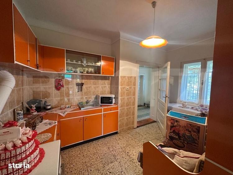 Casă cu 3 camere în Păulești