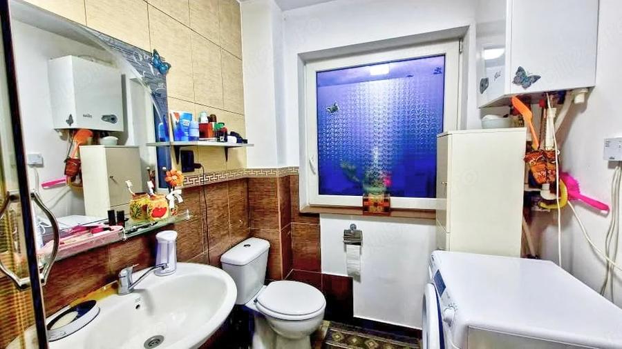 Casă cu 3 camere cu Teren 500 Mp în Central