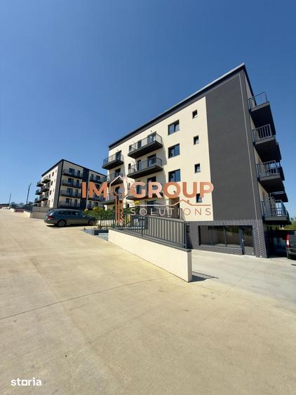 Apartament cu 3 camere decomandat în Rediu