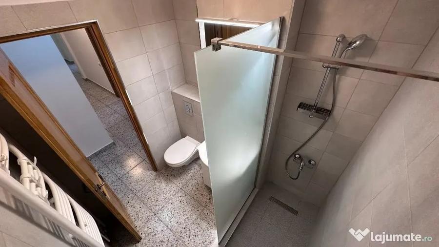 Apartament cu 3 camere decomandat în Dristor