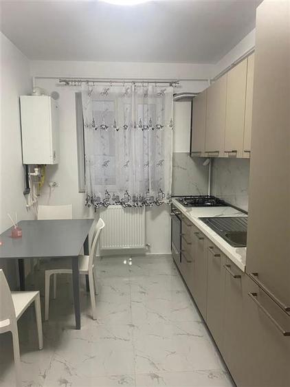 Garsonieră decomandată în Cug