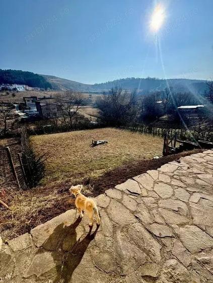 Duplex cu 7 camere cu Garaj în Florești