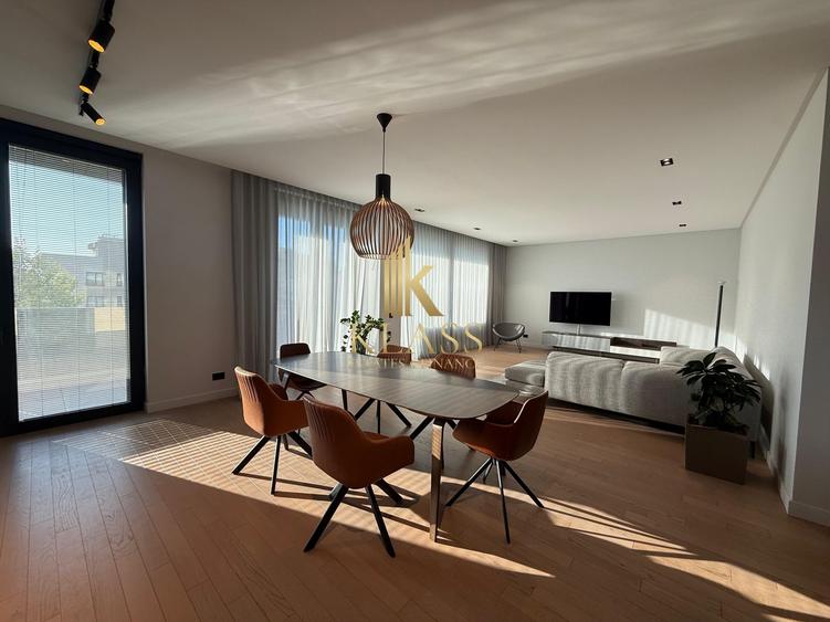 Apartament cu 3 camere, mobilat în Floreasca