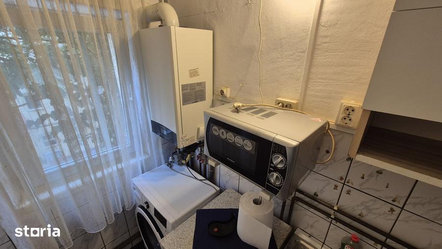 Apartament cu 3 camere semidecomandat în Șagului