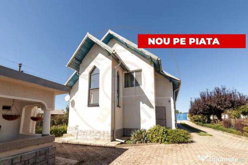 Casă cu 7 camere cu Teren 5000 Mp în Dârmănești