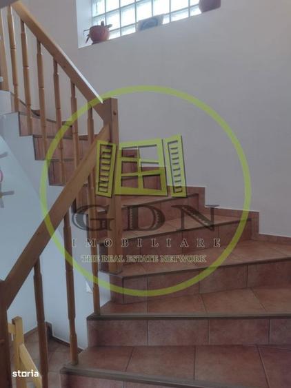 Casă cu 6 camere cu Teren 800 Mp în Grigorescu
