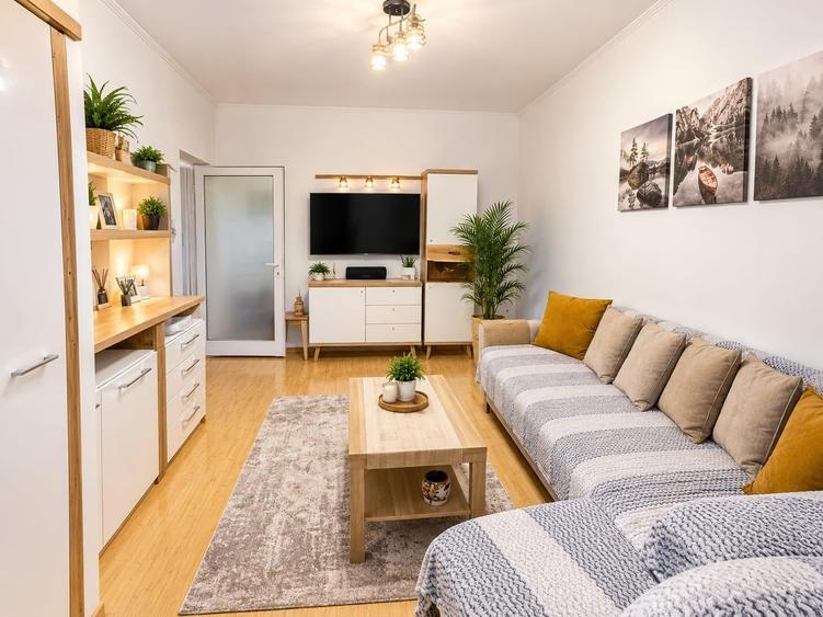 Apartament cu 3 camere în Barbu Văcărescu