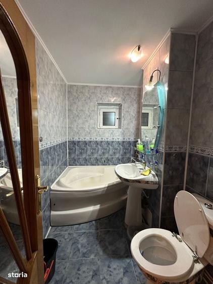 Apartament cu 3 camere în Buzaului