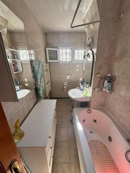 Apartament cu 2 camere semidecomandat în Aleea cu Cireși