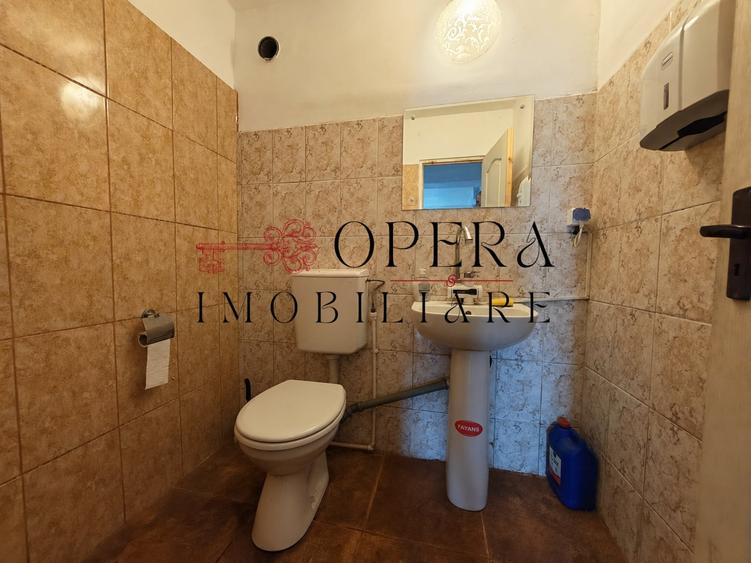Casă individuală cu 5 camere cu Canalizare în Lețcani