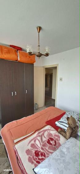 Apartament cu 3 camere decomandat în Orașul Vechi