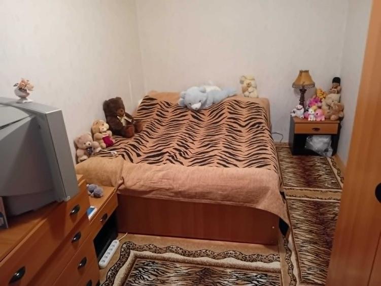 Apartament cu 3 camere semidecomandat în Dărmănești