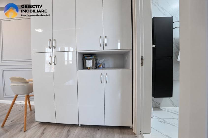 Apartament cu 2 camere semidecomandat în Calea Romanului