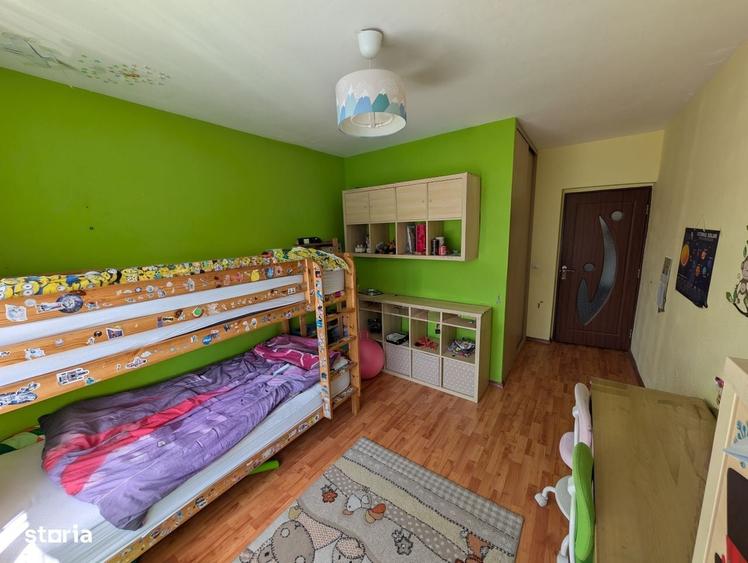 Apartament cu 3 camere în Florești